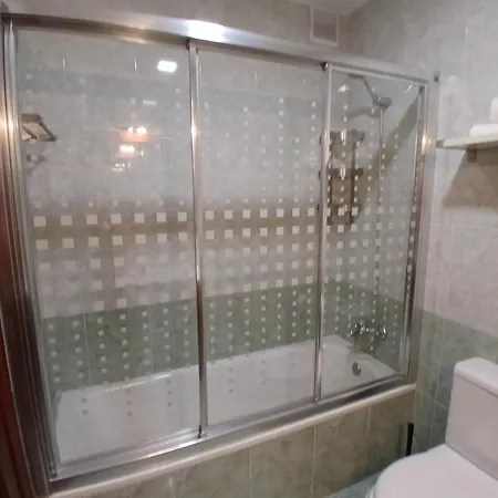 Merinna- Piscina Padel
