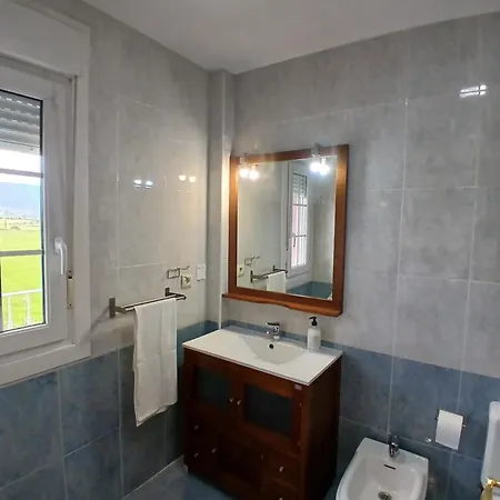 Merinna- Piscina Padel Apartment Medina de Pomar